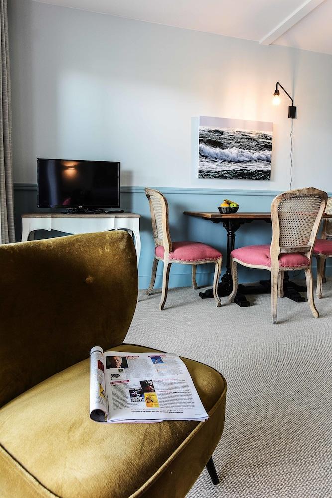 La Reserve Hotel 4*